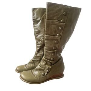 Miz Mooz Bloom Low Wedge Boot in Olive Green Size 7.5